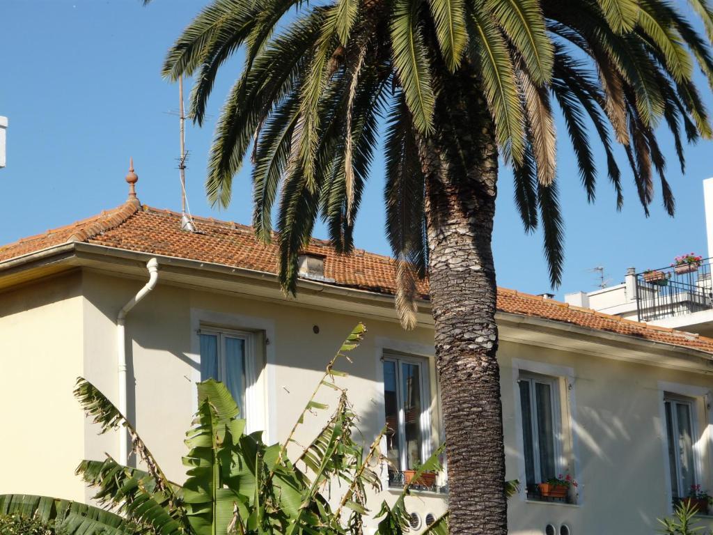 Logis Hotel Villa Victorine Ница Екстериор снимка